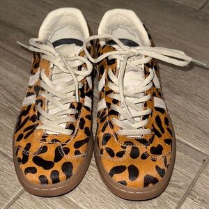 Coolway Leopard-Print/ cheetah Sneakers in Tan & Black size 7